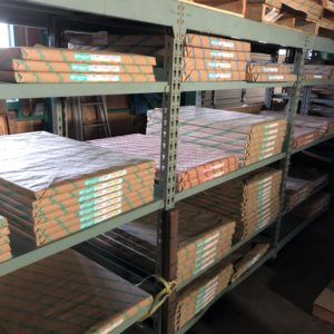 輸入紙（シナール）と大王製紙の上質紙・感圧紙は全国の印刷会社様から見積もり依頼・問い合わせがきています。